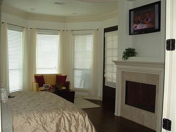 5th image of 3946 Pleasant Hill Ct