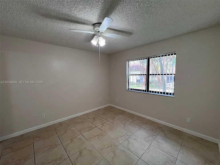 640 S Park Rd #144 — Photo 7