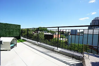 375 Dean Street, #513