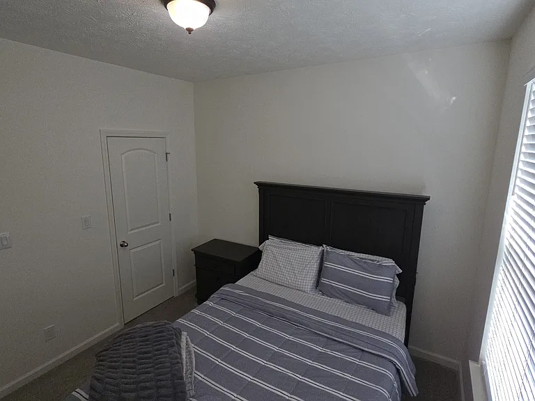1710 Foudray Cir S — Photo 75