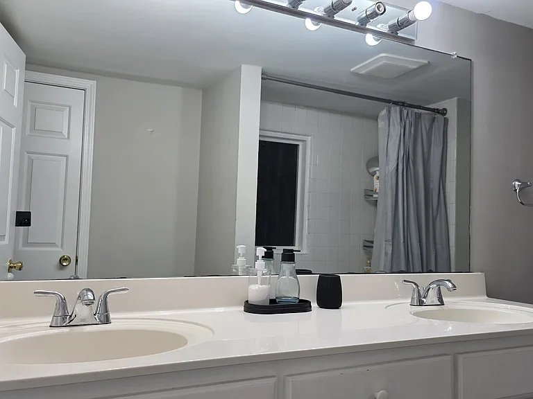 2215 Albion St — Photo 26