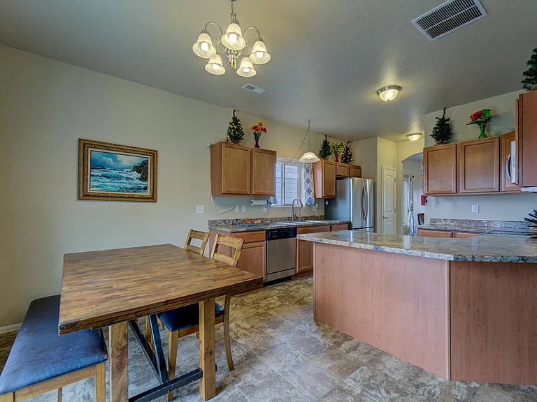 9711 Desert Lily Cir — Photo 21