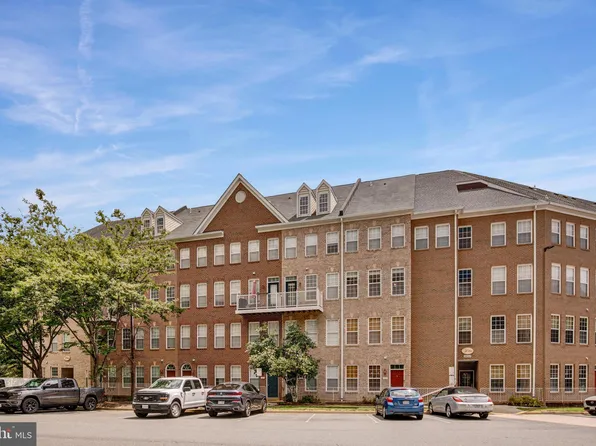 2653 Park Tower Dr APT 312, Vienna, VA 22180