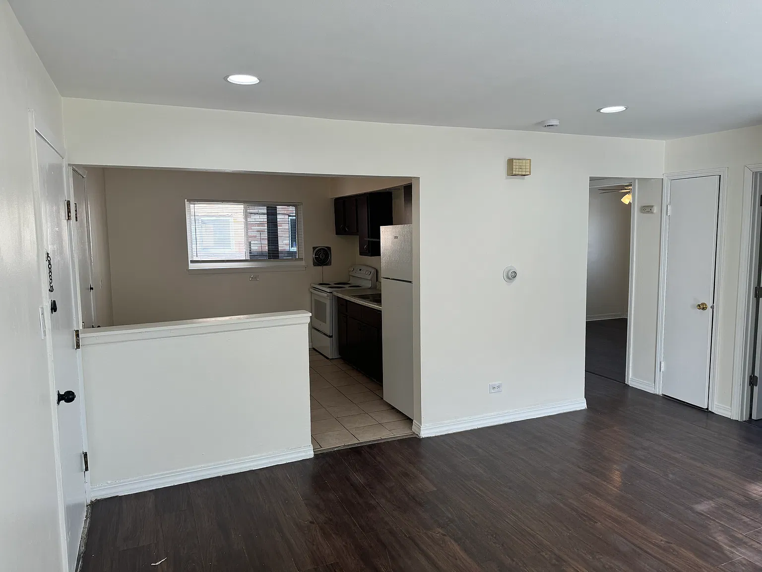 8820 N Root St — Photo 4