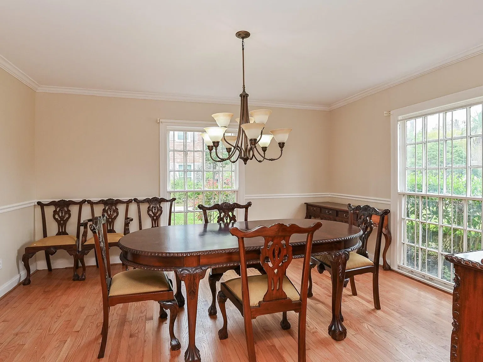 5 bed, 3.5 bath, 3018 sqft, $2,900 — Photo 4