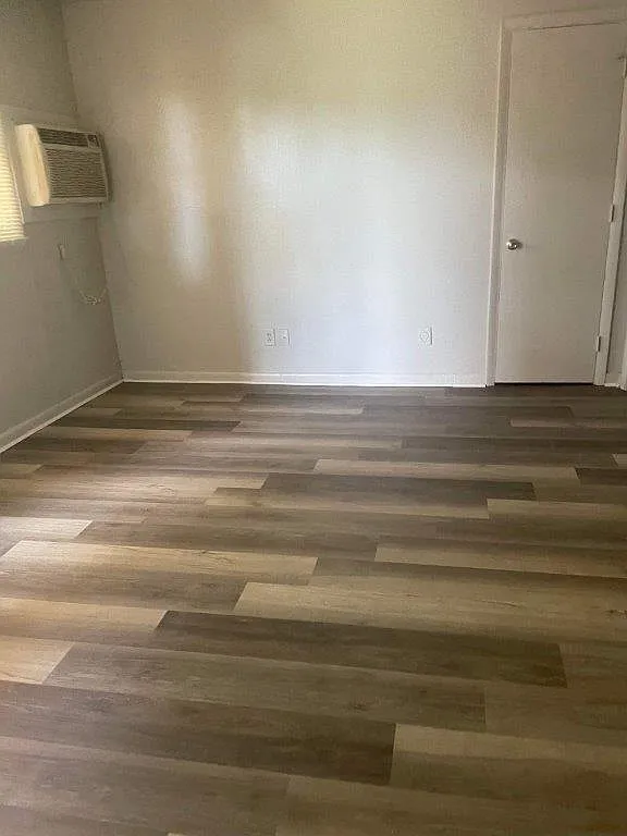 2 bed, 1000 sqft, $850 — Photo 3