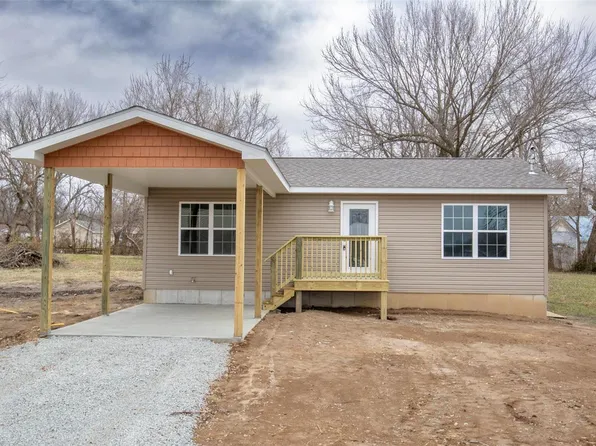 407 Villar St, Fredericktown, MO 63645