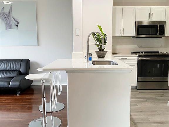 4th image of 330 Las Colinas Blvd #328
