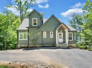 212 Driftwood Ct, Moneta, VA 24121