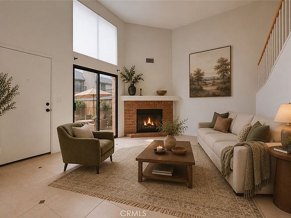 3rd image of 1927 Huntington Dr Unit H