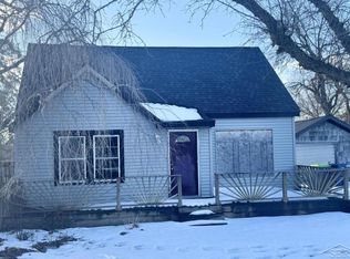 100 S Frost Dr, Saginaw, MI 48638