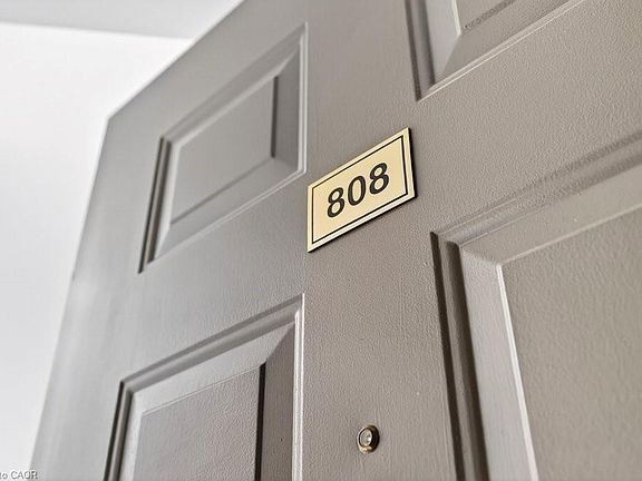 3rd image of 5070 Pinedale Ave #808