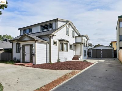 3064 E 15th St, Oakland, CA, 94601