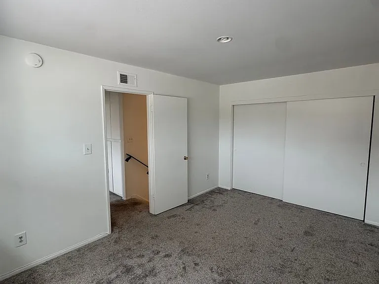 2210 & 2212 E Avalon Ave — Photo 17