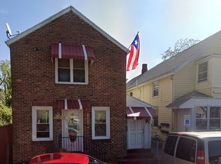 48 Clemente St, Holyoke, MA 01040