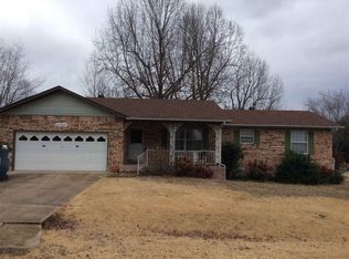 1111 Baer St, Mountain Home, AR 72653