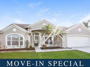 10463 Crestfield Dr, Riverview, FL 33569