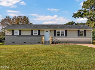 105 Tower Dr, Jacksonville, NC 28546