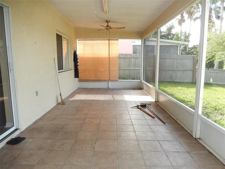 817 Frankford Dr — Photo 10