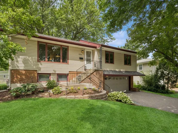 2240 Pennsylvania Ave S, Saint Louis Park, MN 55426