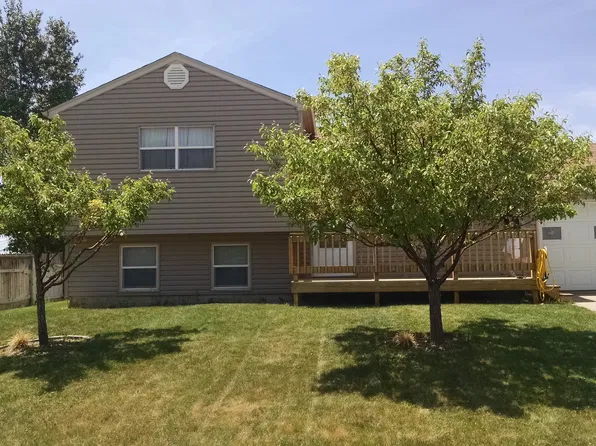 2420 Dunblane Dr, Rawlins, WY 82301
