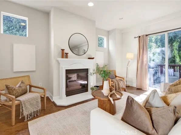 6300 Honolulu Ave Unit 210, La Crescenta, CA 91214