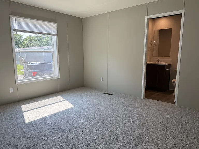 400 Wonderland Dr — Photo 7