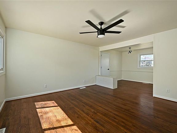 3rd image of 8516 Eastern Ave