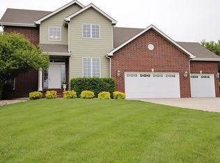 3817 Stratford Dr, Manhattan, KS 66503