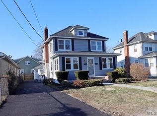 304 S Ocean Ave, Patchogue, NY 11772