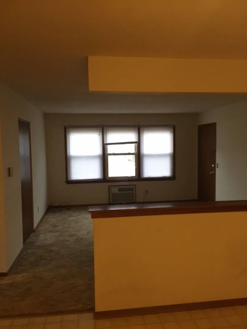 1919 Tamarack — Photo 1
