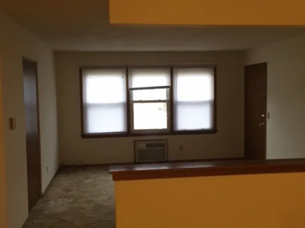 1919 Tamarack, 1919 Tamarack Ln APT 3, Janesville, WI 53545