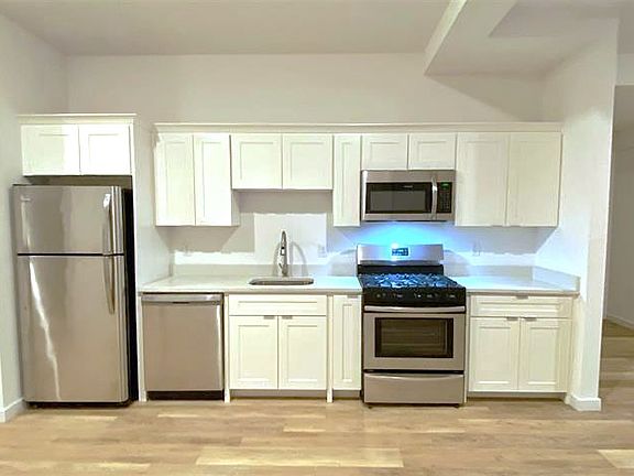 3rd image of 143 Newark Ave #602