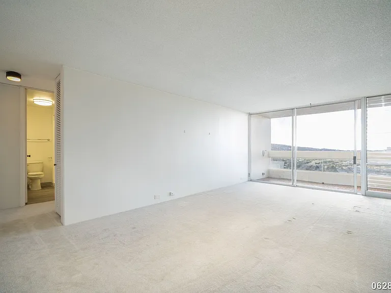 1212 Punahou St #3305 — Photo 7