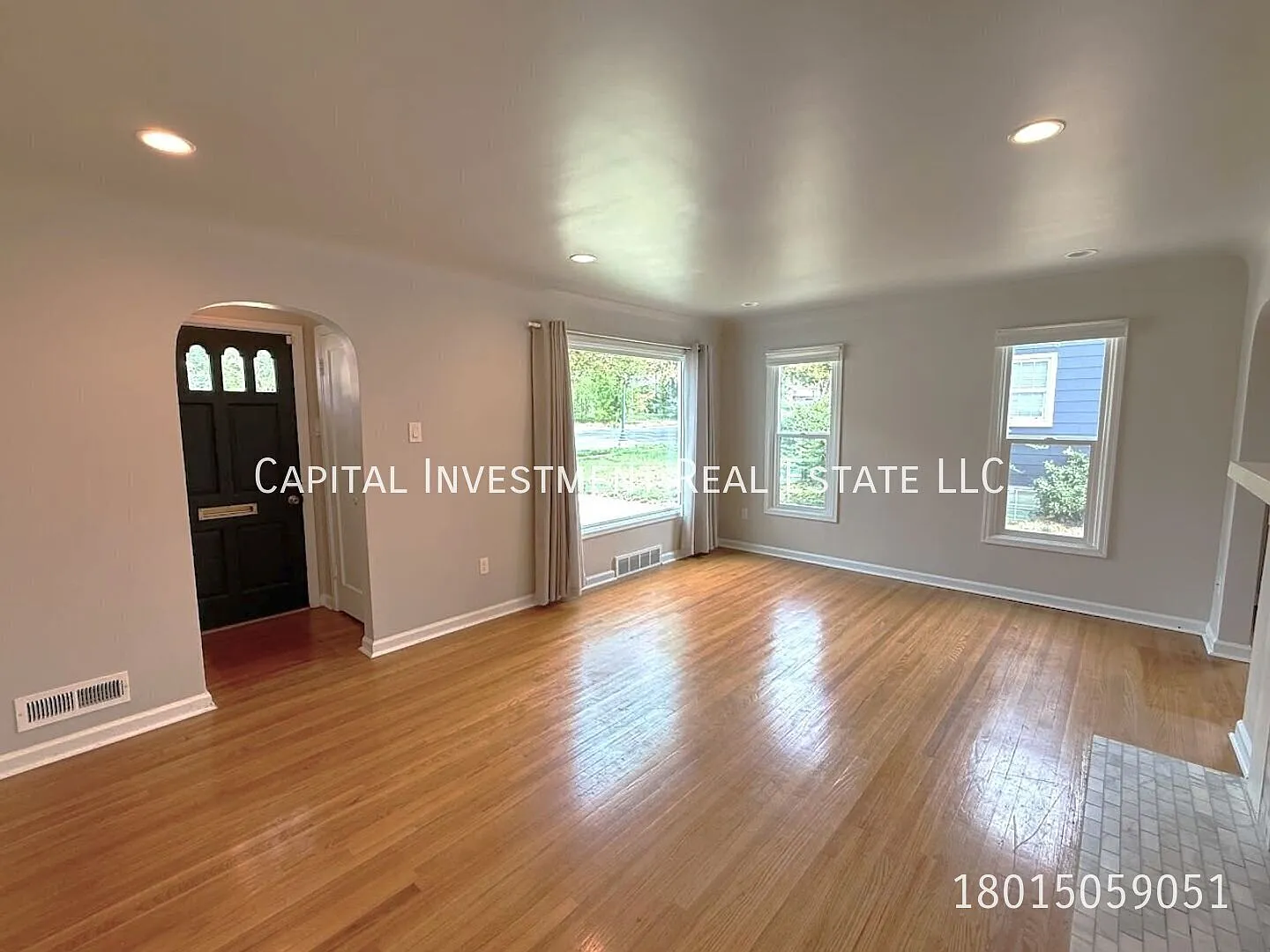 Beautiful home available now in Sugar House! — Photo 4