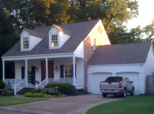 1331 Applewood Rd, Baton Rouge, LA 70808