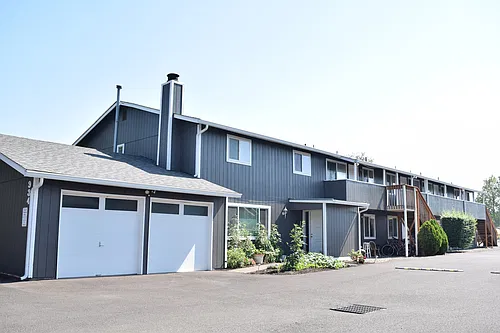 Beverly Ann Apartments Photo 1