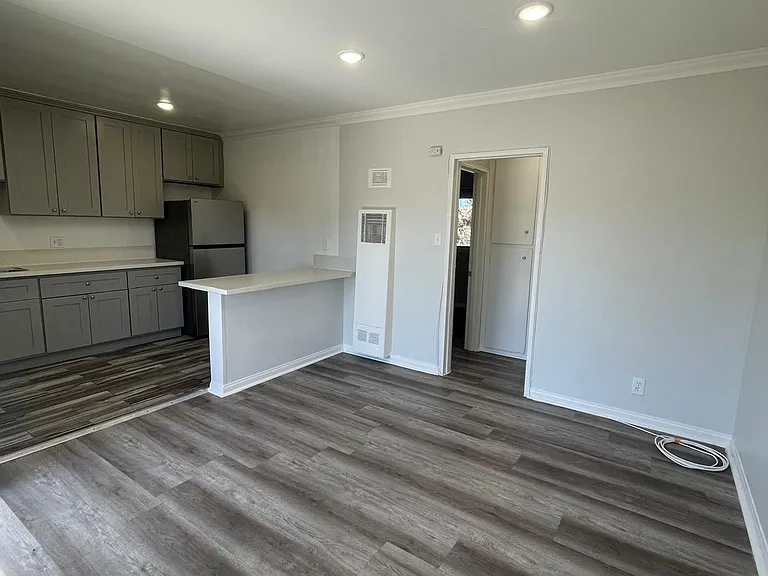 11207 S Prarie — Photo 17