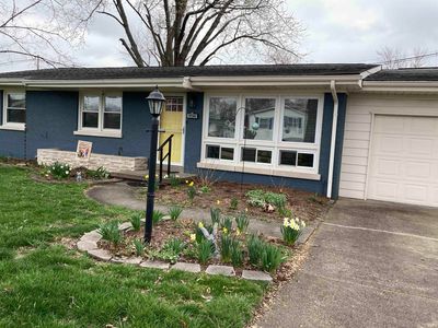1725 N Meadow Rd, Evansville, IN, 47715