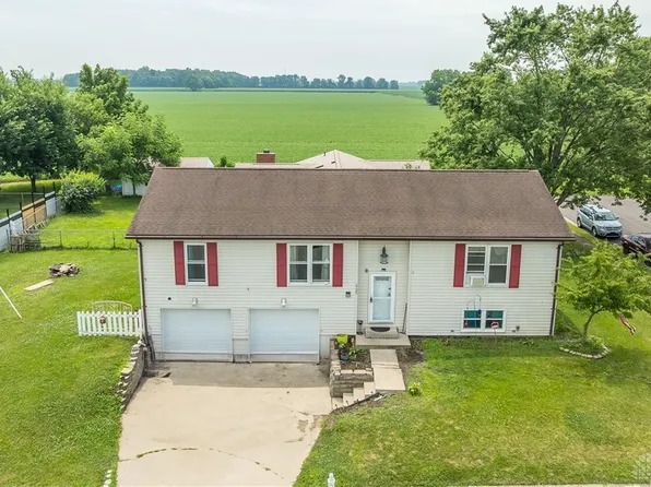 1725 Dover Ave, Piqua, OH 45356