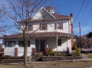 17 Beachley St, Meyersdale, PA 15552