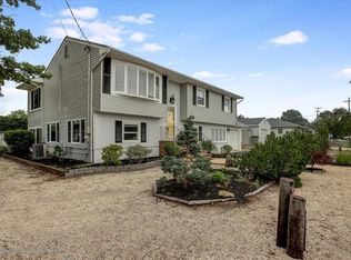 792 West Dr, Toms River, NJ 08753