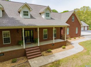 439 Chavies Rd, Rainsville, AL 35986