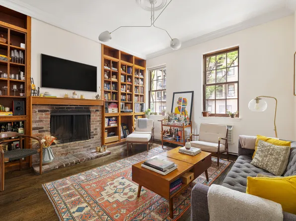 349 West 21st Street image 1 of 6