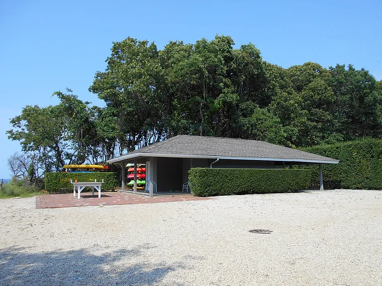 32 Scrimshaw Dr — Photo 11