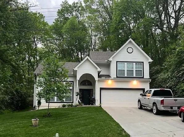 1469 Spruce Dr, Liberty, MO 64068