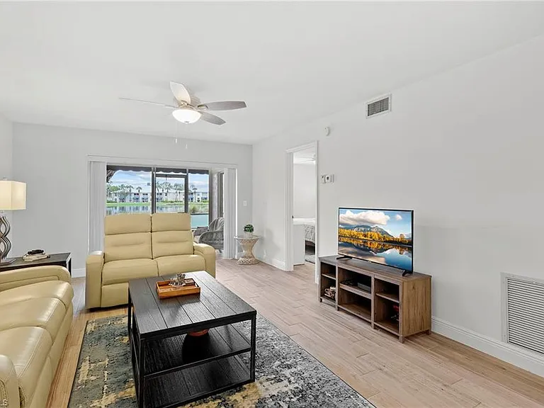 840 Gulf Pavillion Dr #103 — Photo 3