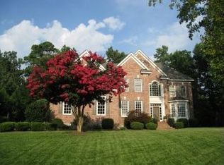 273 Sir Thomas Lunsford Dr, Williamsburg, VA