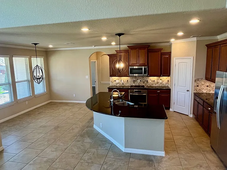 8630 Sierra Sky — Photo 12