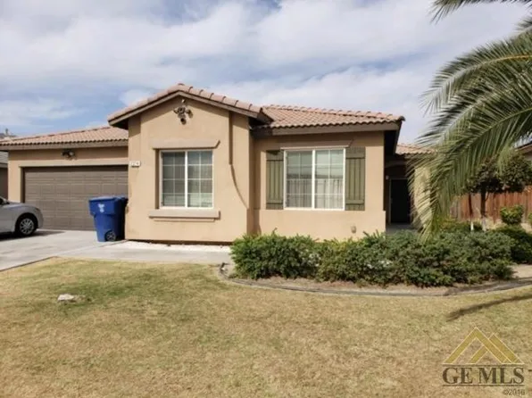 2214 Trapper St, Bakersfield, CA 93313